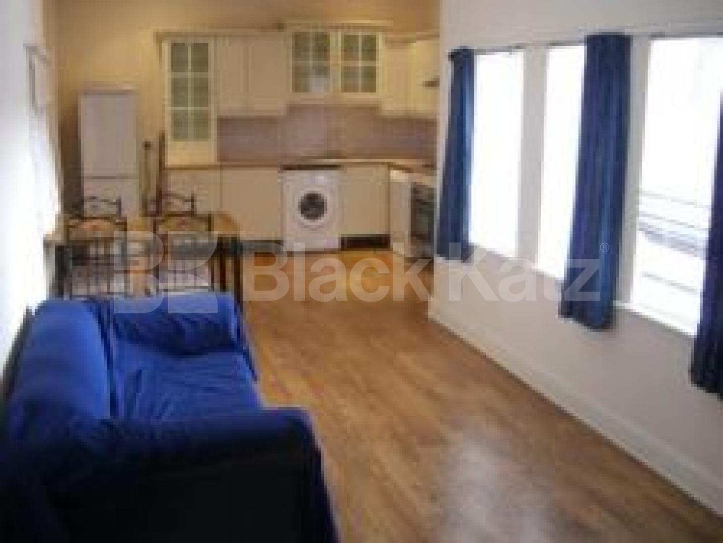 			1 Bedroom, 1 bath, 1 reception Flat			 Chancellors Lofts, CROUCH END N8